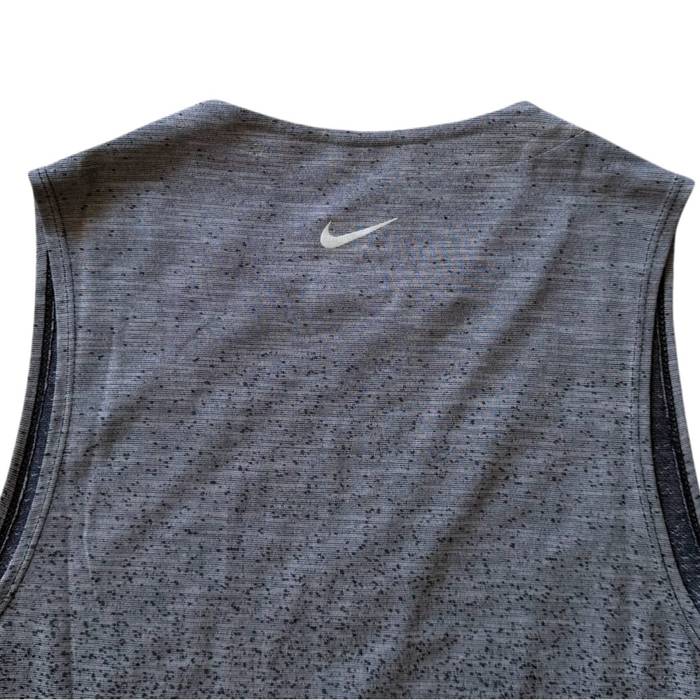 Nike Dri Fit Tank Top Womens Medium Gray Sleeveless Athletic Workout Running Gym - Picture 6 of 7